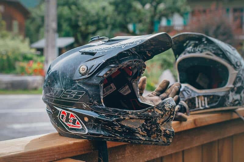 Dirty Mountain Bike Helmet