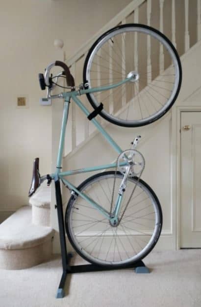 Nook Stand holding a teal bike