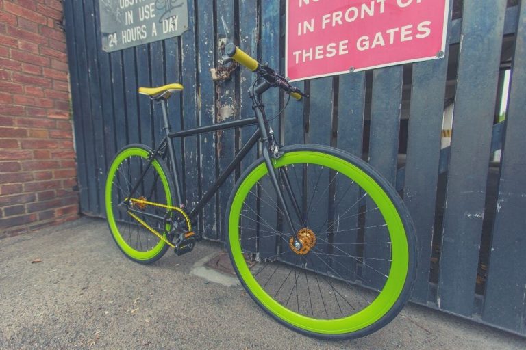 Single Speed Bike With Green Rims