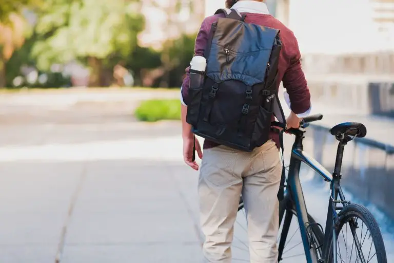 Commuting cyclist